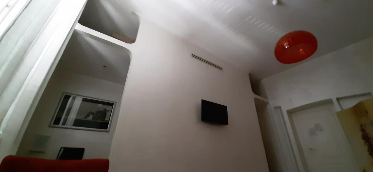 Wrh拉斯提弗列B&B旅馆 罗马 外观 照片